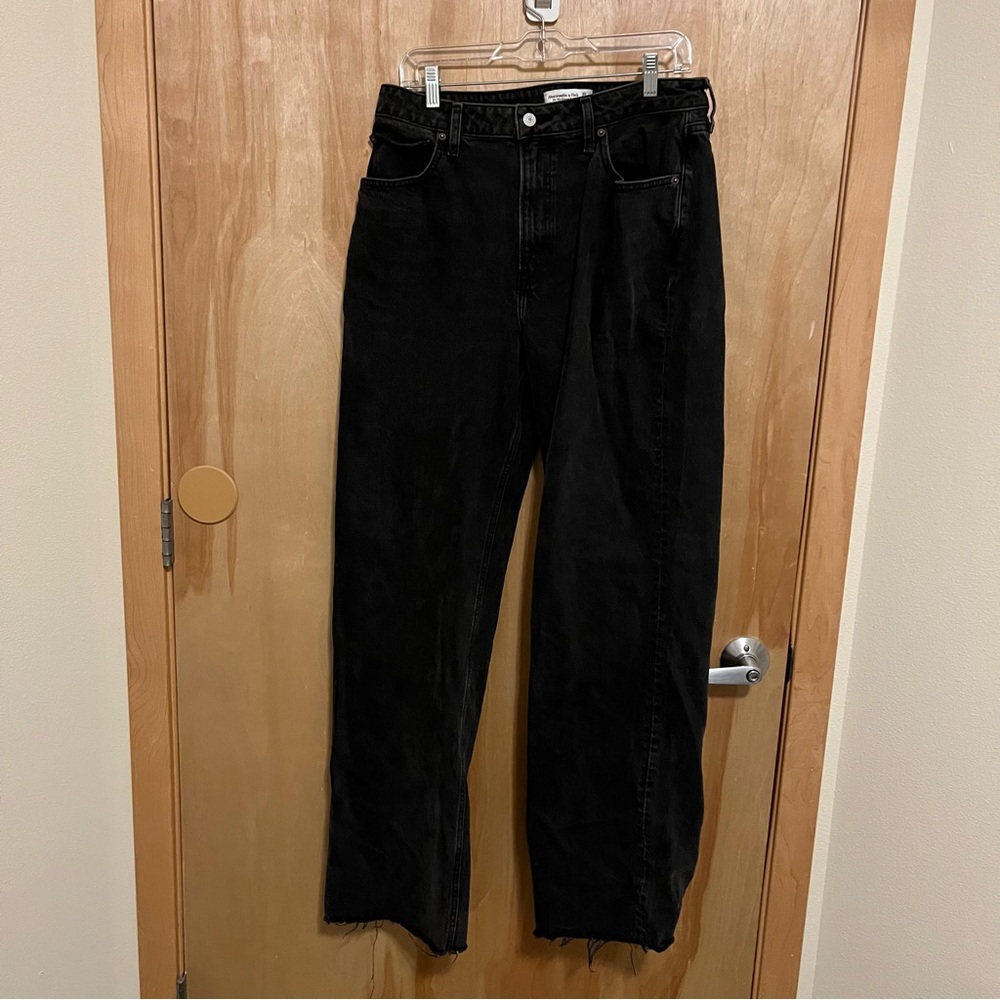 Black 90s Relaxed Fit Jeans- 30 Long Curve Love